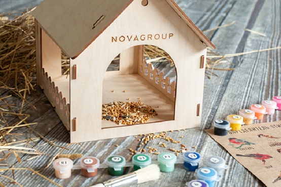 Кормушка для птиц для компании Novagroup