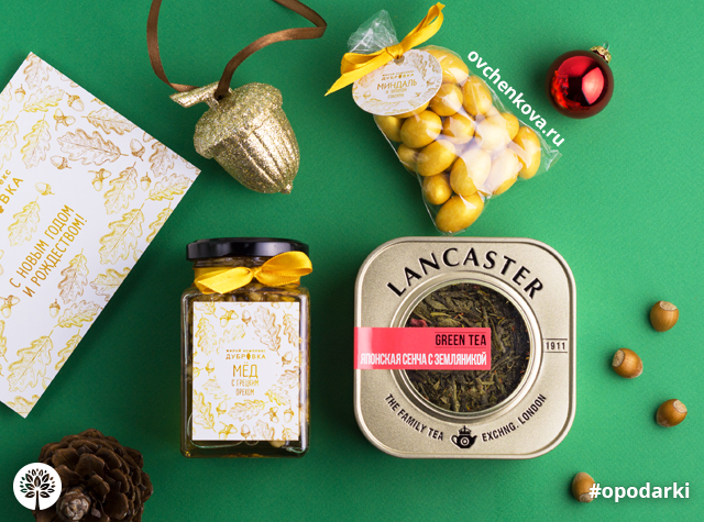 Новогодний подарочный набор с чаем и медом