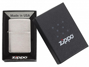 Зажигалка ZIPPO Classic с покрытием Brushed Chrome (Зажигалка ZIPPO Classic с покрытием Brushed Chrome, латунь/сталь, серебристая, матовая, 38x13x57 мм)